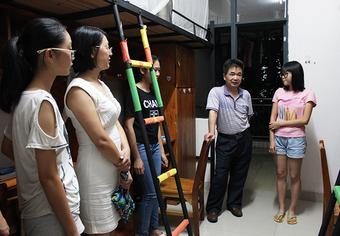 访问新生住宿情况