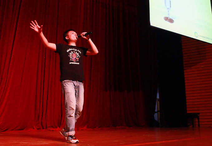 校园十大歌手廖鹤翔演唱《漫步》