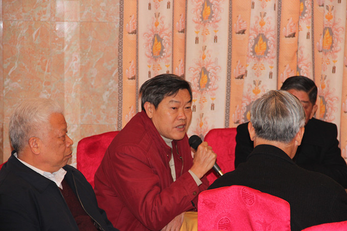 退休教师在座谈会上发言