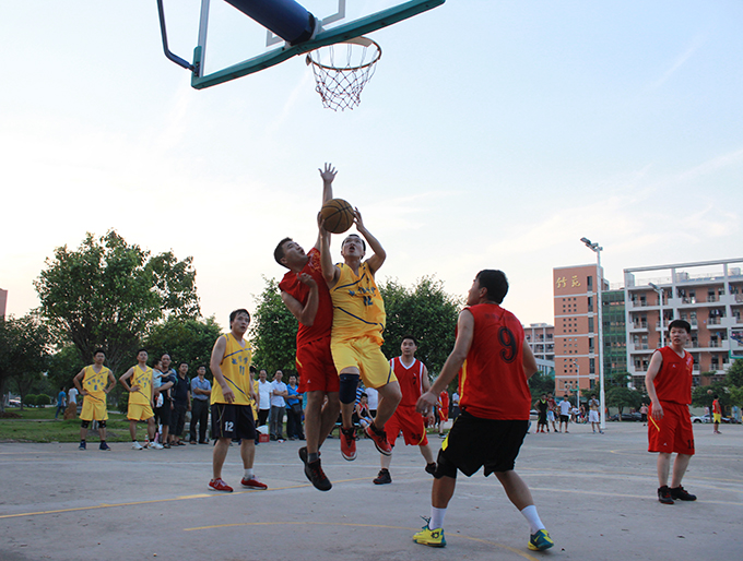 教职工男子篮球赛